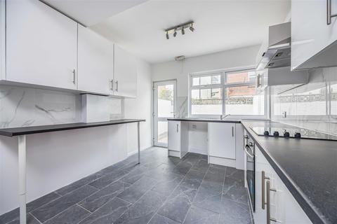 4 bedroom terraced house for sale, Clarence Road, Southsea PO5