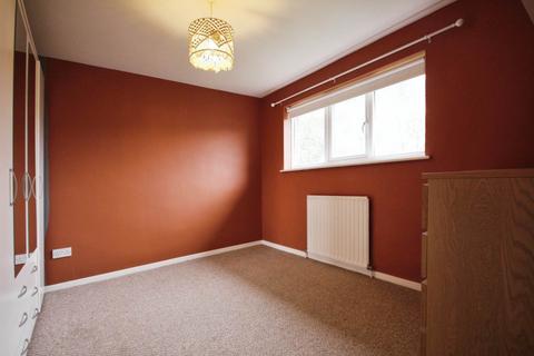 2 bedroom end of terrace house to rent, Kennel Lane, Bracknell RG42