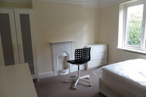 5 bedroom end of terrace house to rent, Medmerry Hill, Brighton