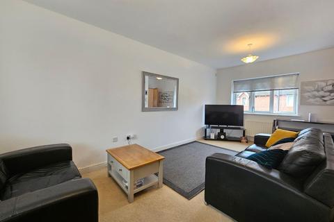 2 bedroom apartment to rent, Turnbull Road, Altrincham