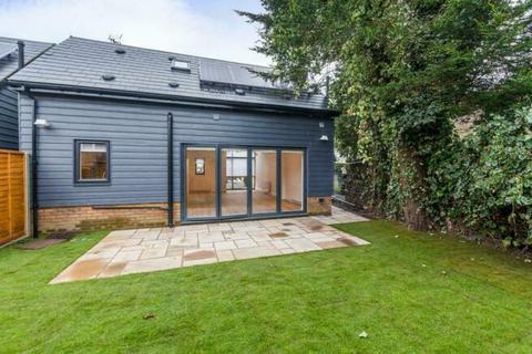 undefined, Edeleny Close,  East Finchley,  N2