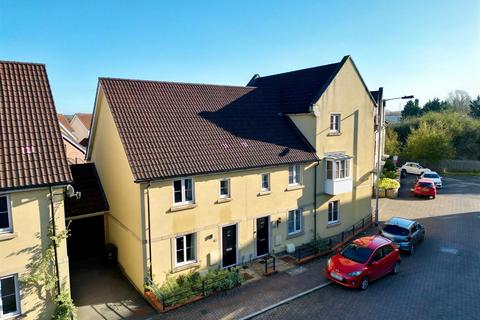 4 bedroom end of terrace house for sale, Great Western Street, Frome