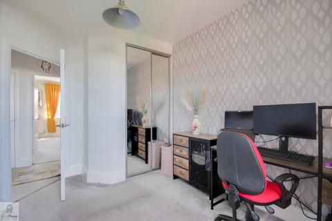 2 bedroom apartment for sale, Potters Court St. Georges Parkway, Stafford, Staffordshire, ST16