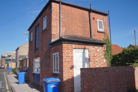 1 bedroom detached house for sale, Till Road, Lowestoft NR32