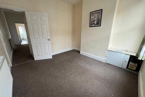 2 bedroom terraced house to rent, Mulliner Street, Coventry, CV6 5EU