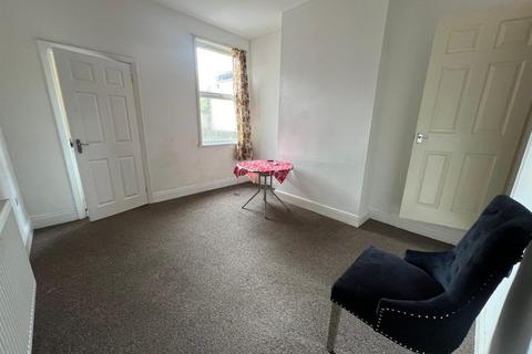 2 bedroom terraced house to rent, Mulliner Street, Coventry, CV6 5EU