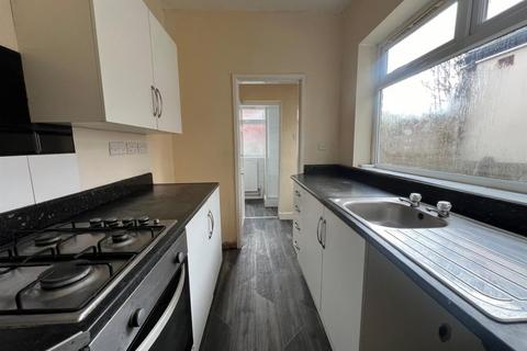 2 bedroom terraced house to rent, Mulliner Street, Coventry, CV6 5EU