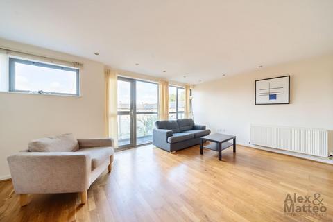 2 bedroom flat to rent, Varcoe Road, Bermondsey, SE16