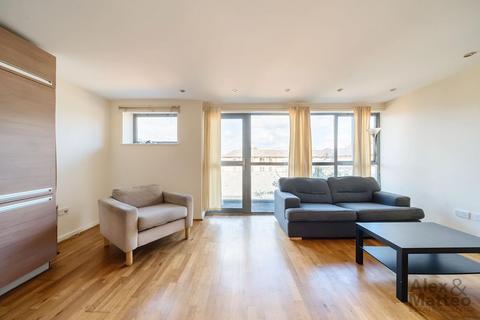 2 bedroom flat to rent, Varcoe Road, Bermondsey, SE16