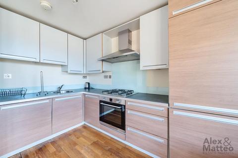 2 bedroom flat to rent, Varcoe Road, Bermondsey, SE16