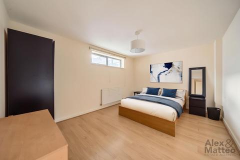 2 bedroom flat to rent, Varcoe Road, Bermondsey, SE16