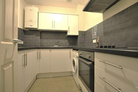 2 bedroom flat to rent, Oxford Street, Totterdown, Bristol