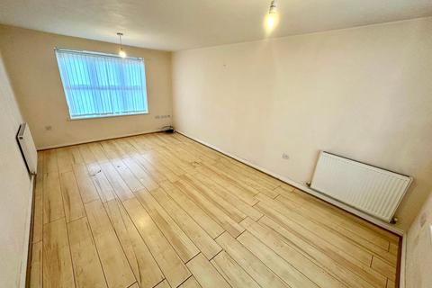 2 bedroom apartment to rent, Harper Grove, Tipton DY4