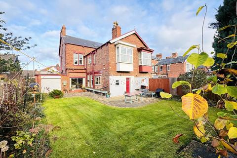 7 bedroom semi-detached house for sale, Hutton Avenue, Hartlepool