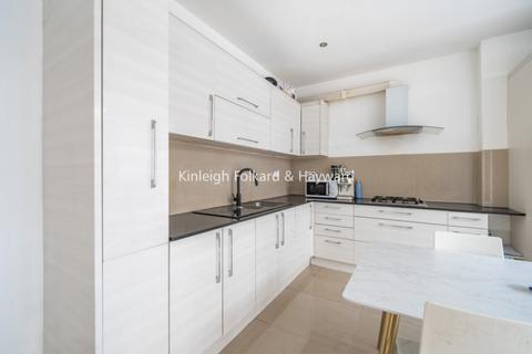 4 bedroom house to rent, Blackshaw Road London SW17