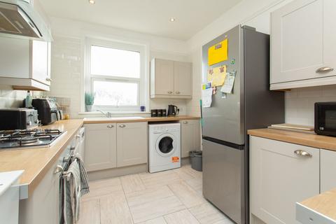 2 bedroom maisonette for sale, Frith Road, Dover, CT16