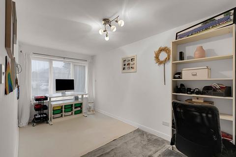 5 Beechfields, Winsford, CW7 3HJ