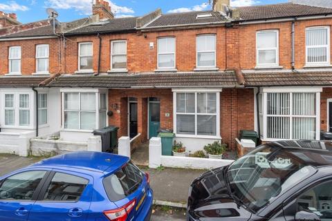 3 bedroom terraced house for sale, Albion Road, Eastbourne BN22