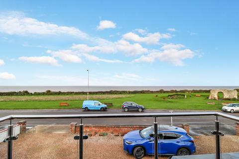 4 bedroom chalet for sale, Cliff Parade, Hunstanton, Norfolk, PE36