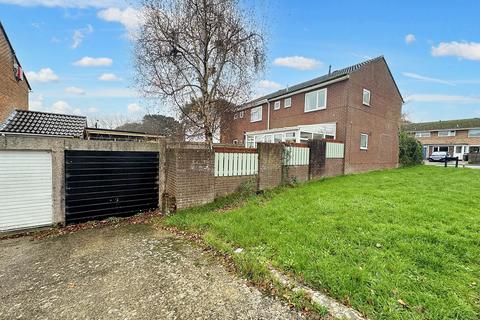 2 bedroom end of terrace house for sale, Knighton Heath