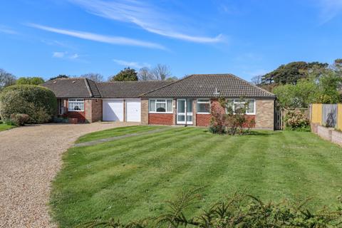 2 bedroom detached bungalow for sale, Richmond Close, Hayling Island