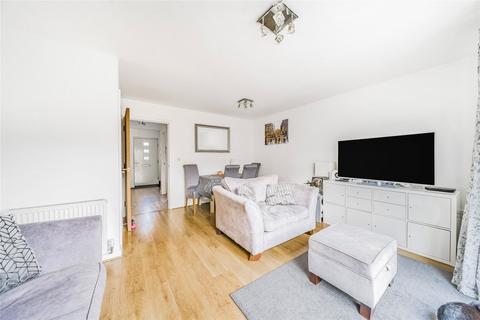 3 bedroom terraced house for sale, Pyle Close, Surrey KT15