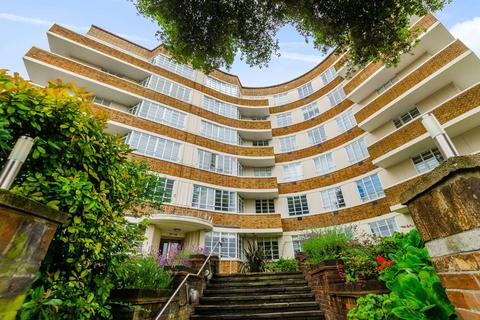 3 bedroom flat to rent, Cholmeley Park, Magdalen Estate, London, N6