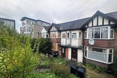 3 bedroom terraced house for sale, Western Avenue, London W3