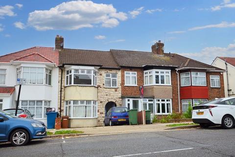 3 bedroom terraced house for sale, Turner Road, Edgware HA8