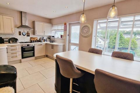 3 bedroom semi-detached house for sale, Parkfields Road, Bridgend CF31