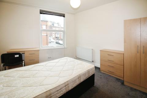 5 bedroom terraced house to rent, Royal Park Road, Hyde Park, LS6