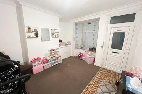 2 bedroom terraced house for sale, Morley Road, Leicester, Leicestershire, LE5