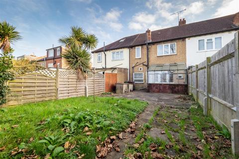 4 Orchard Gardens, Sutton, SM1 2QD