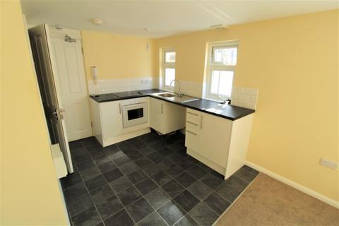 Studio to rent, Worthing BN11