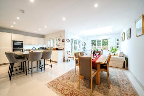 4 bedroom detached house for sale, Roundway, Surrey GU15