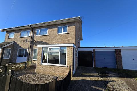 3 bedroom semi-detached house for sale, Rosedale Gardens, Belton