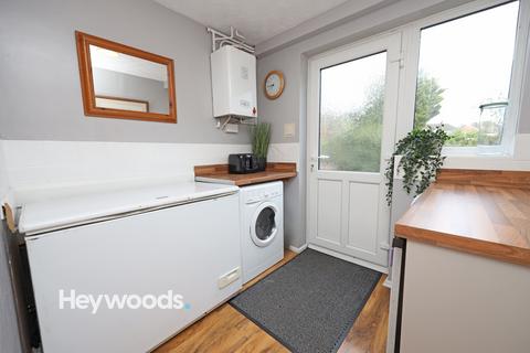121 Burrington Drive, Stoke-on-trent, ST4 8YE