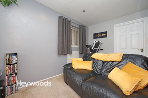 121 Burrington Drive, Stoke-on-trent, ST4 8YE