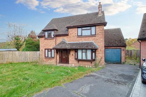 4 bedroom detached house for sale, Culvery Gardens, Southampton SO18