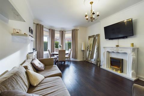 2 bedroom flat for sale, Paisley Road West, Glasgow G52