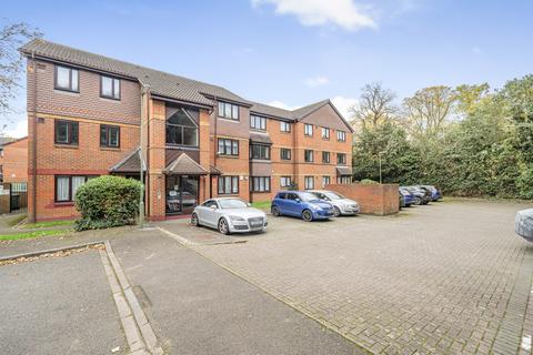 1 bedroom flat for sale, Dutch Barn Close, Stanwell, TW19