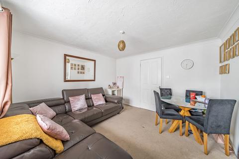 1 bedroom flat for sale, Dutch Barn Close, Stanwell, TW19