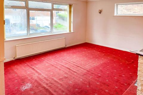 2 bedroom detached house for sale, Mays Avenue, Nottingham NG4