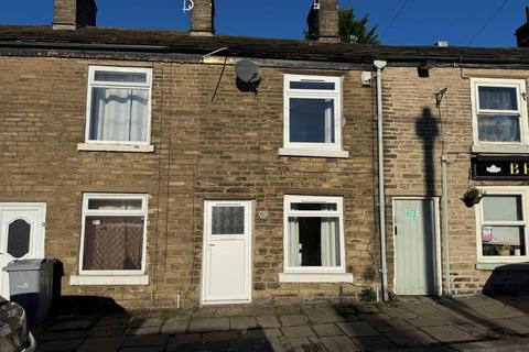 2 bedroom terraced house to rent, Hurdsfield Road, Macclesfield