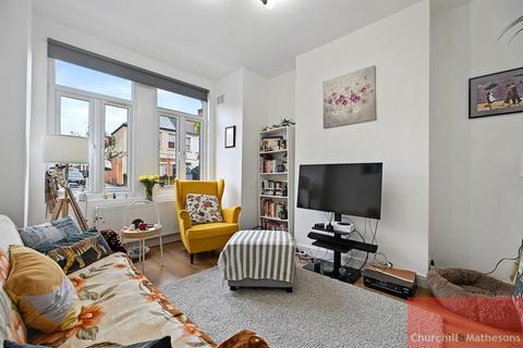 2 bedroom maisonette for sale, Oldfield Road, London