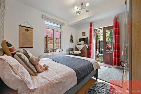 undefined, Oldfield Road, London