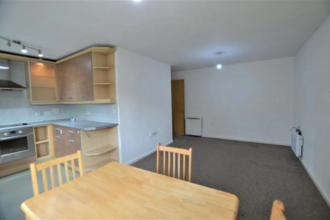 2 bedroom flat to rent, Leopold Road, London N18