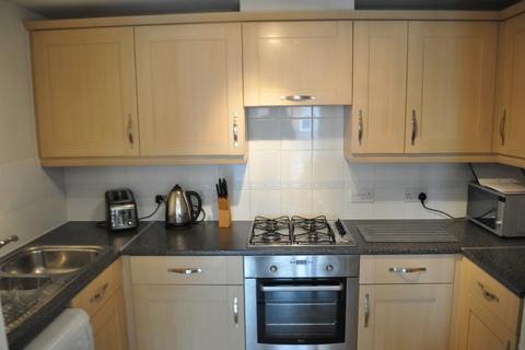 2 bedroom flat to rent, Compair Crescent, Ipswich IP2