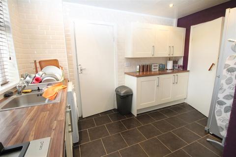 3 bedroom terraced house to rent, Priory Avenue, Whitley Bay