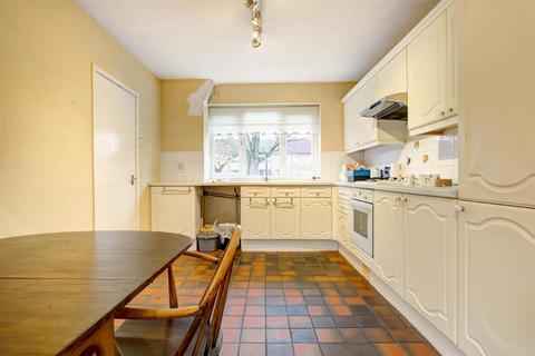 3 bedroom terraced house for sale, Salcombe Close, Sale